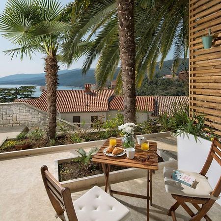 Studio Apartment Close To The Sea Рабац Екстер'єр фото